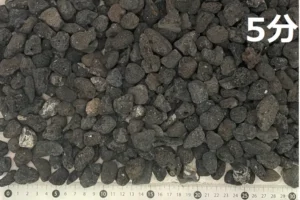 黒溶岩玉石