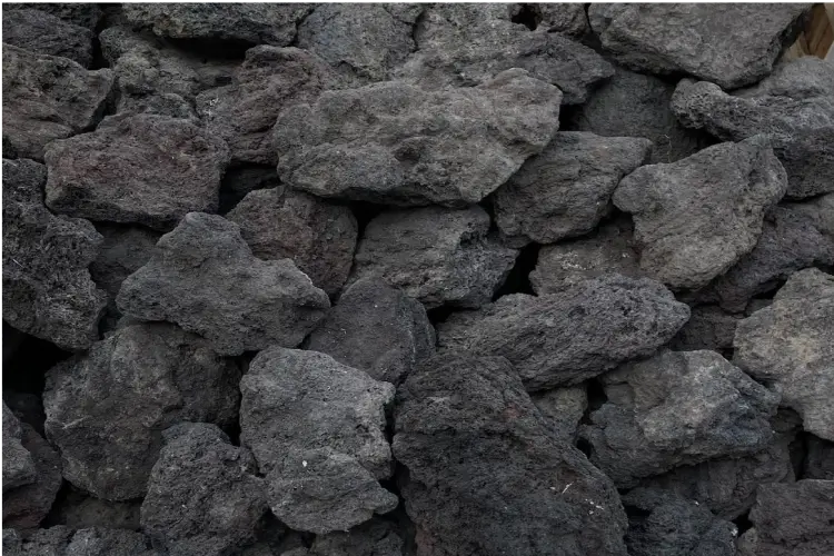 火山岩（黒）（ゴロタ）